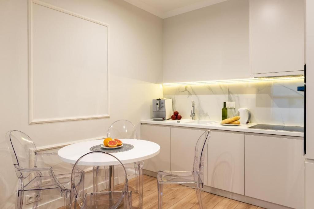 Mennica Residence Luxury Location ワルシャワ エクステリア 写真