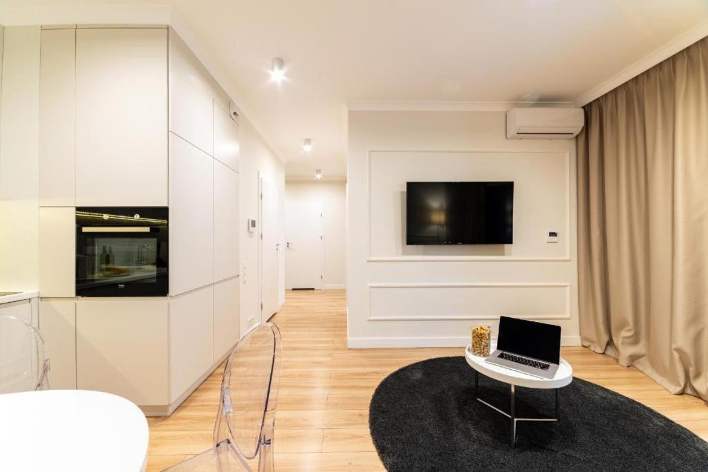 Mennica Residence Luxury Location ワルシャワ エクステリア 写真